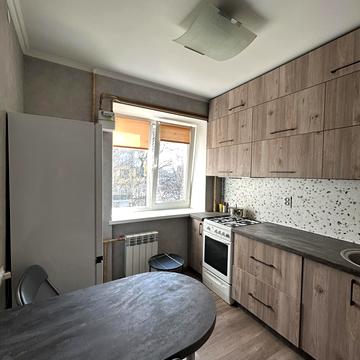 Богоявленська вул. (Черняка), 12