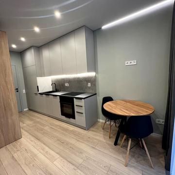 Львівська вул., 92а