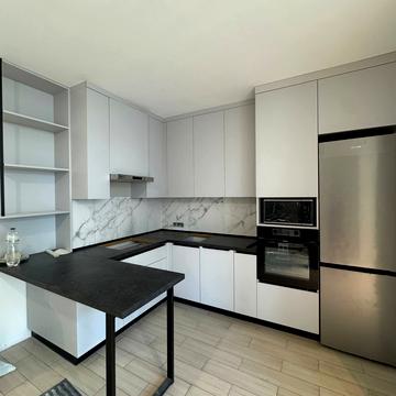 Микільсько-Слобідська вул., 15