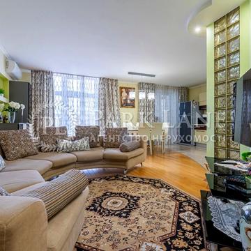 Княжий Затон вул., 11