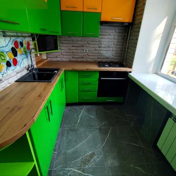 Гетьмана Кирила Розумовського вул. (Миколи Краснова), 12