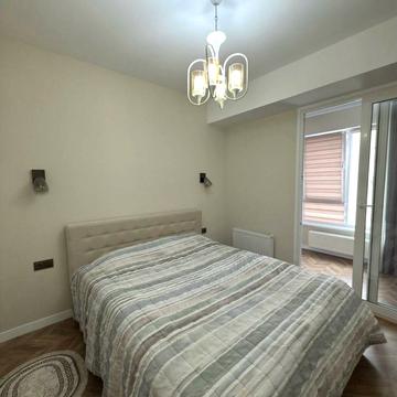 Івана Франка вул., 47