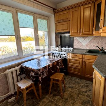 Алішера Навої просп., 76