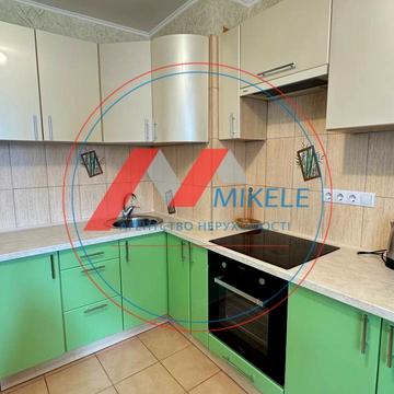 Доківська вул., 10