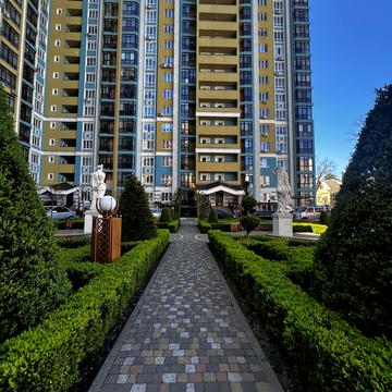 Українська вул., 83б, корп.6-9