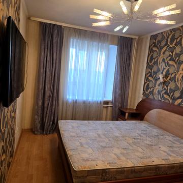 Князя Володимира Великого просп., 130/5