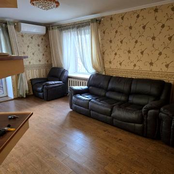 Князя Володимира Великого просп., 130/5