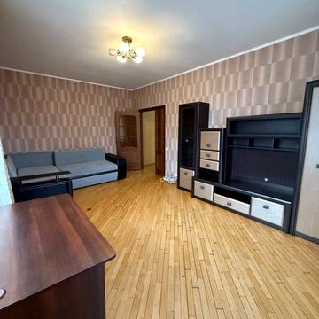 Мироносицька вул., 99