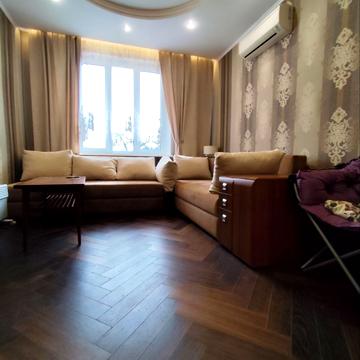 Повітряних Сил просп. (Повітрофлотський), 42