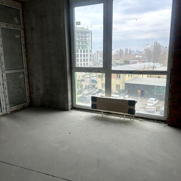 Причальна вул., 10