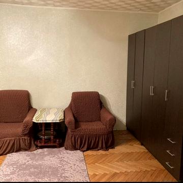 Гетьмана Петра Дорошенка вул. (Жовтнева), 7