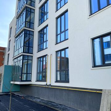 Патріотів вул., (Будинок 7)