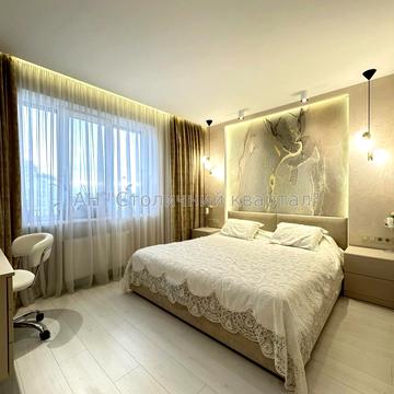 Львівська вул., 15