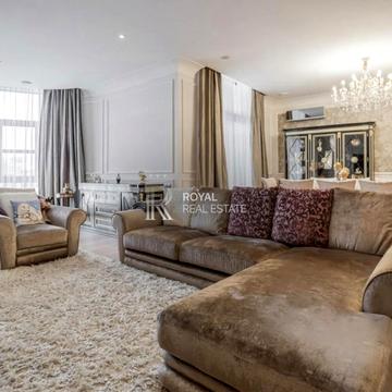 Хрещатик вул. (Kreschatic), 27-Б