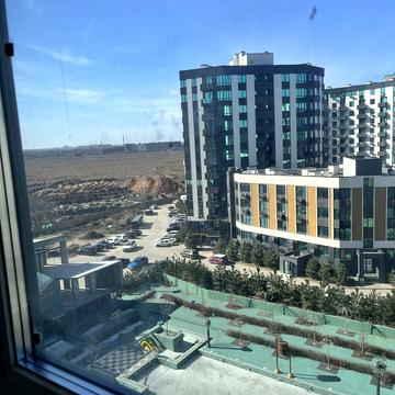 Героїв Небесної Сотні просп., (Будинок 14/4)