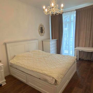 Дегтярна вул., 7