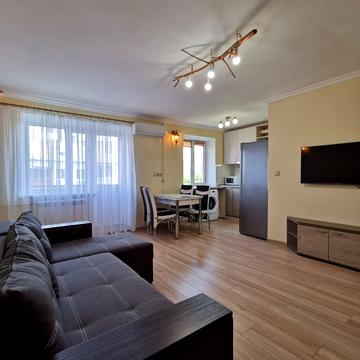 Повітряних Сил просп. (Повітрофлотський), 7