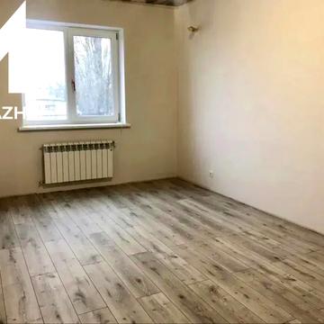 Домобудівельна вул., 11