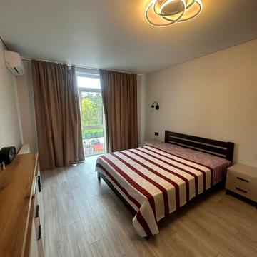 Івана Фогарашія вул., 17