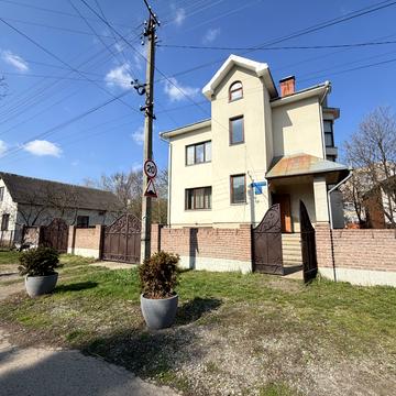 Миколи Биха вул., 14А