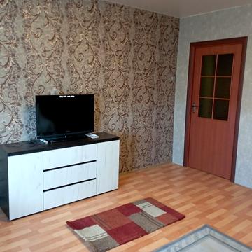 Будівельників бульв., 4