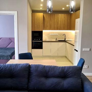 Микільсько-Слобідська вул., 11