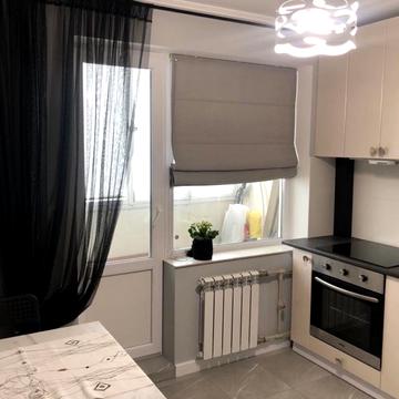 Володимира Івасюка просп. (Героїв Сталінграду), 53