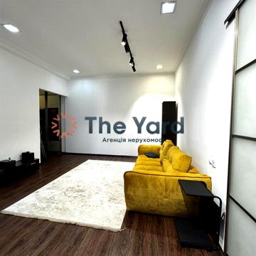 Саксаганського вул., 102