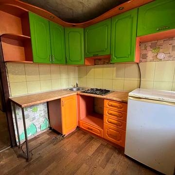 Вокзальна вул., 22