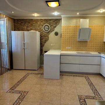 Голосіївська вул., 13-Б