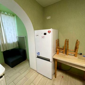 Геннадія Біліченка вул. (Петровського), 37