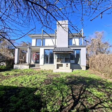 Садова вул.