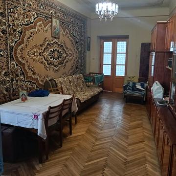 Героїв УПА вул., 50