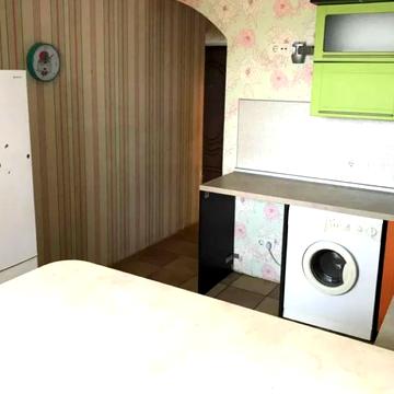 Олега Мудрака вул. (Генерала Наумова), 33