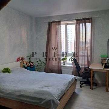 Чубинського вул., 8-Б