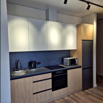 Зелена вул., (Будинок 9)