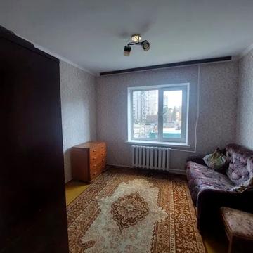 Європейського Союзу просп. (Правди), 64