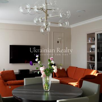 Лесі Українки бульв., 7-А