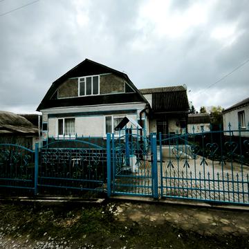 Воскресенська, 51Ж