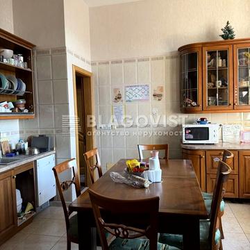 Кропивницького вул., 14