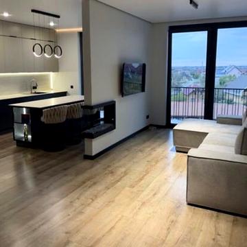 Тиводара Легоцького вул., 80