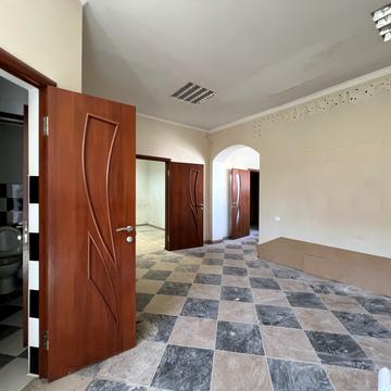 Київська вул., 85