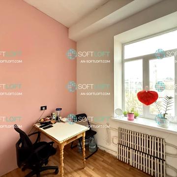 Студентська вул., 4