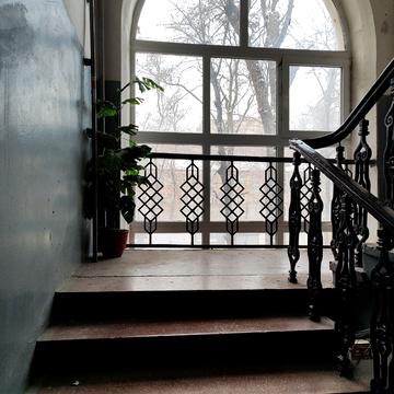 Академіка Чекмарьова вул., 7