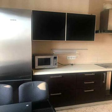 Машинобудівна вул., 21