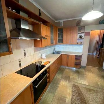 Миропільська вул., 39