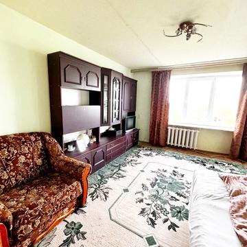 Медової Печери вул. (), 38