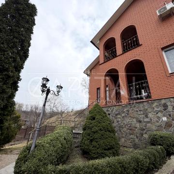 Родини Рубанів вул., 120