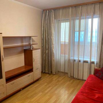 Гната Юри вул., 11