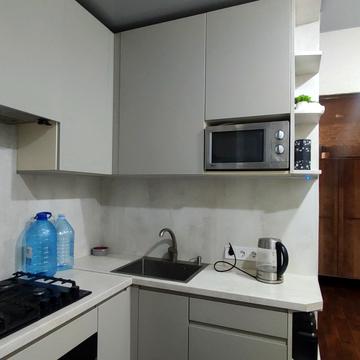 Богдана Хмельницького бульв., 12